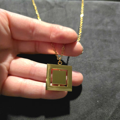 Rotating Square Necklace - Ready to be Engraved - Premium Stainless Steel Piece #700039