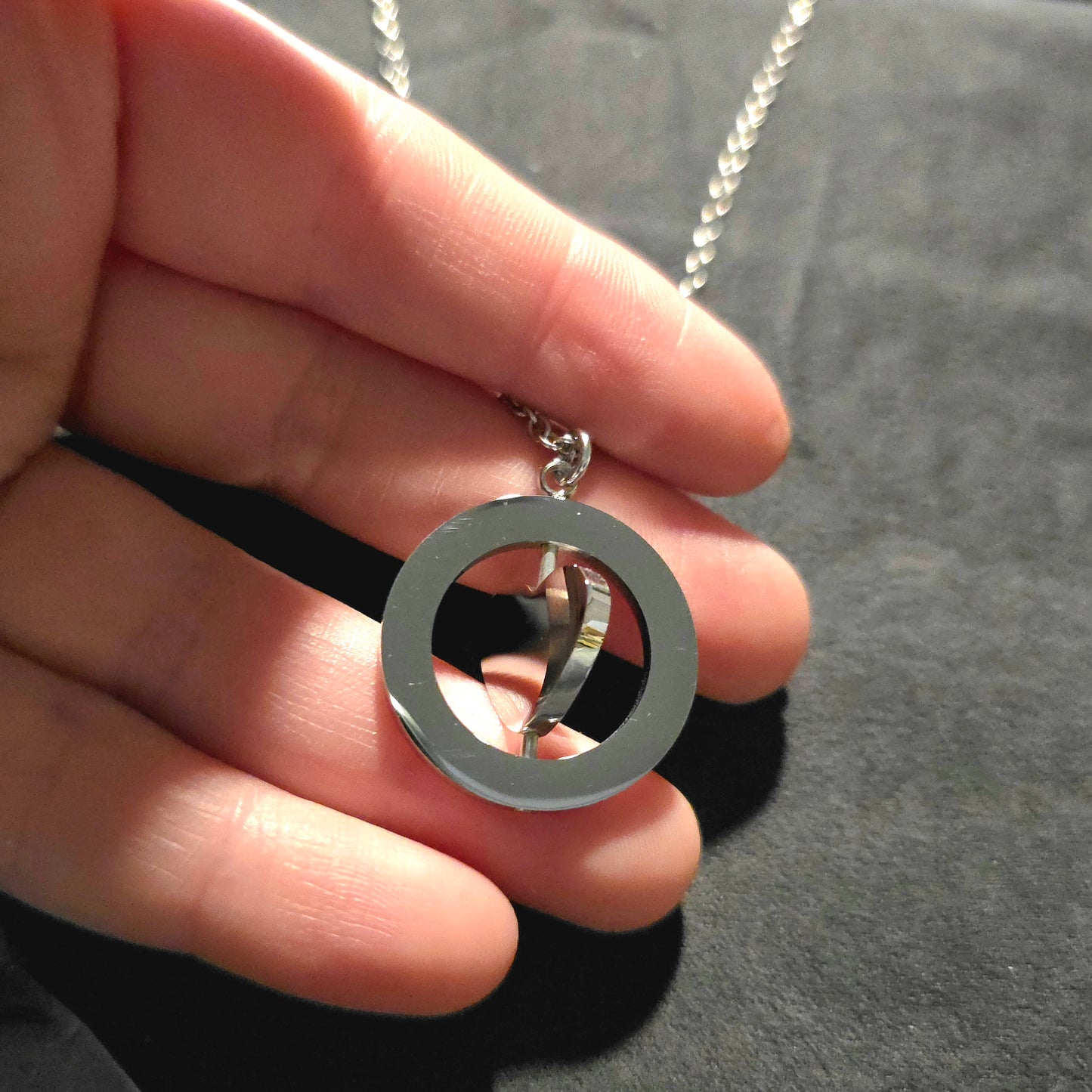 Rotating Heart Necklace - Ready to be Engraved - Premium Stainless Steel Piece #700040