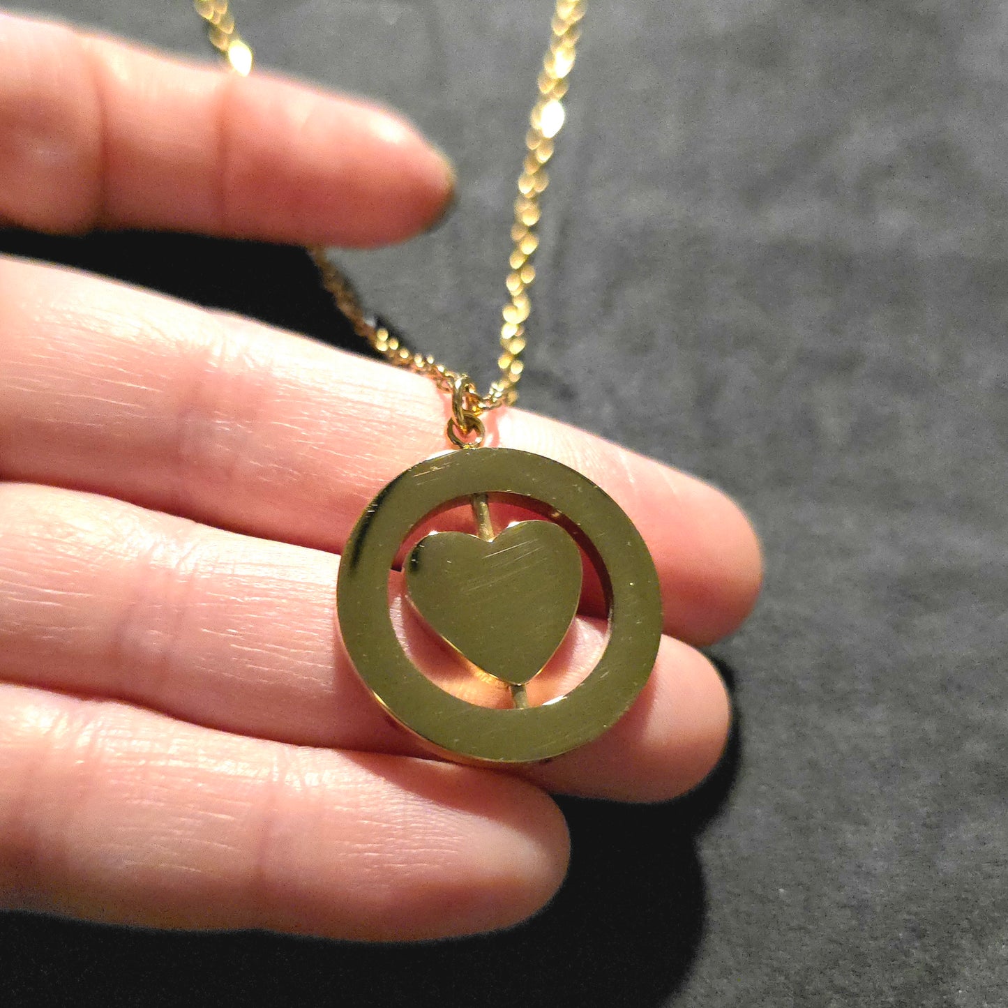 Rotating Heart Necklace - Ready to be Engraved - Premium Stainless Steel Piece #700040