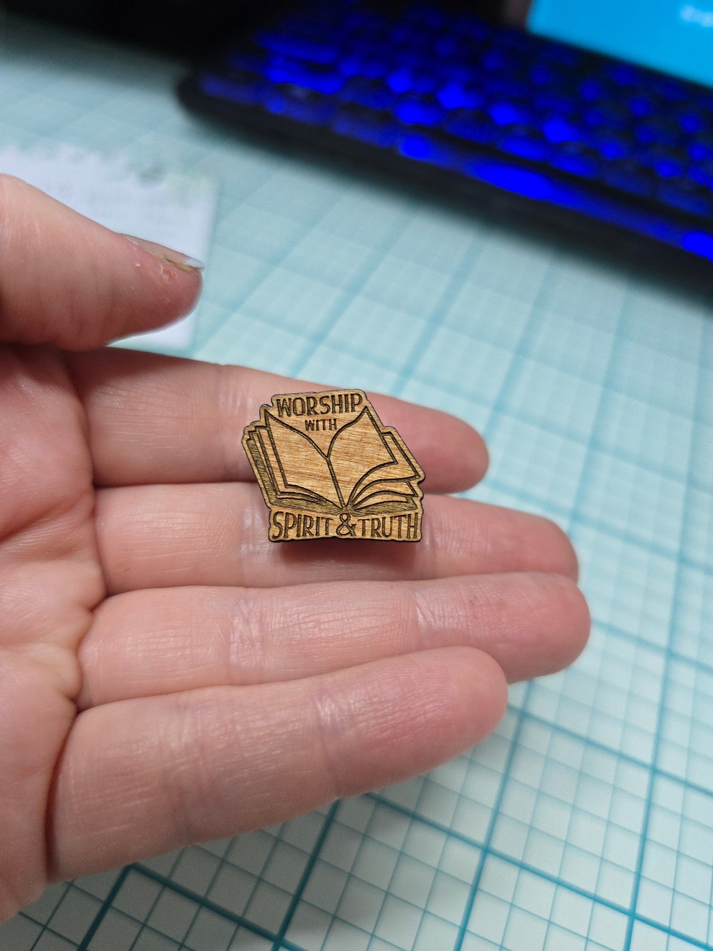 Worship With Spirit and Truth- 2025-2026 Assembly w/ CO - JW Pin - Cherry Wood