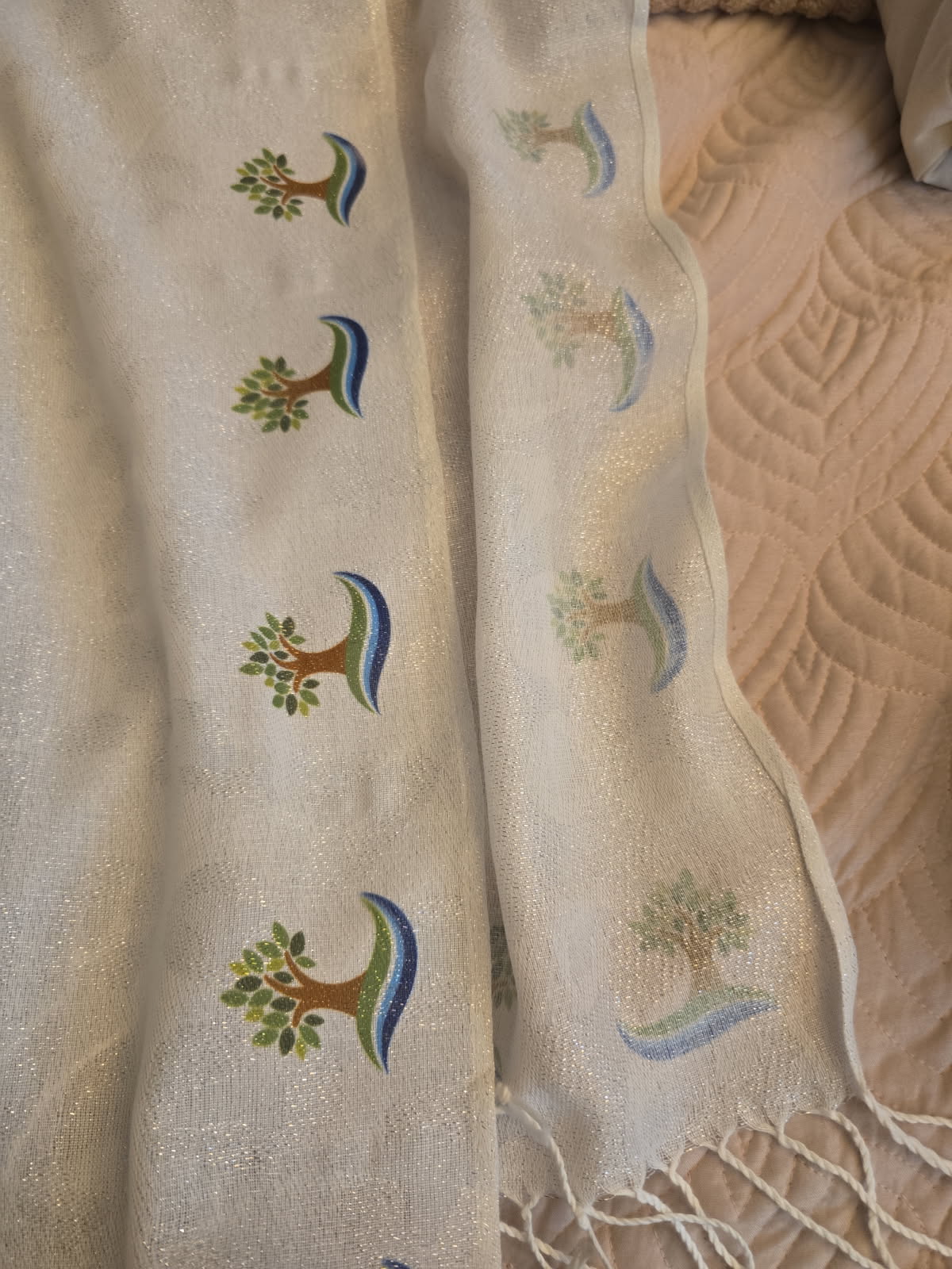 Shawl / Scarf - Sacramento Special Convention (71 in Long x 27.5in Wide)
