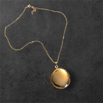 Circle Locket - Ready to be Engraved - Premium Stainless Steel Piece #700026