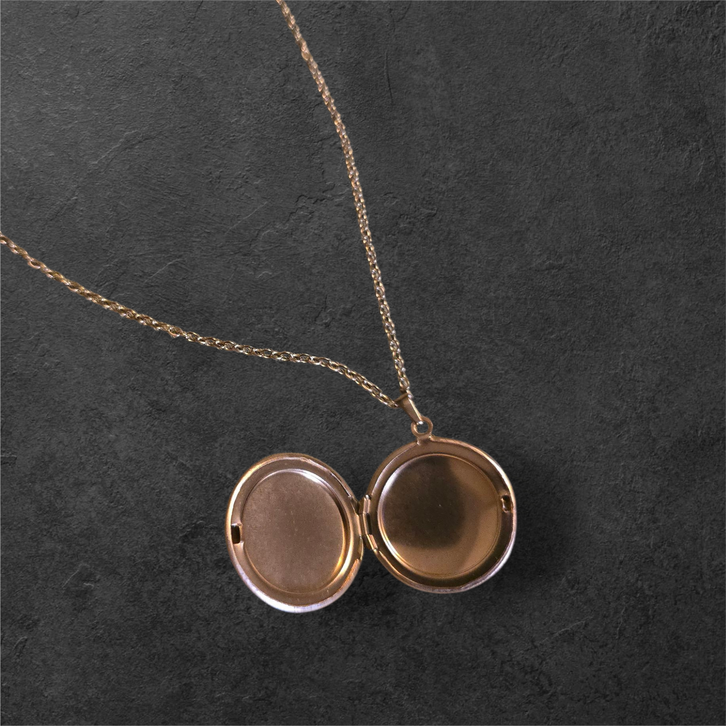 Circle Locket - Ready to be Engraved - Premium Stainless Steel Piece #700026