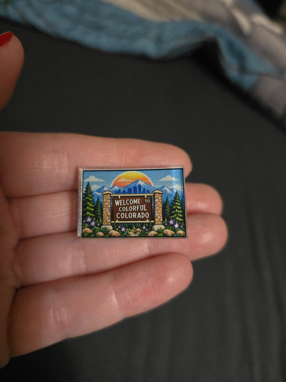 1.25" Colorado Shaped Welcome Sign | 2027 Denver, Colorado, USA | Jehovah’s Witnesses International Convention | JW Collectible Souvenir Pin | JW Gifts